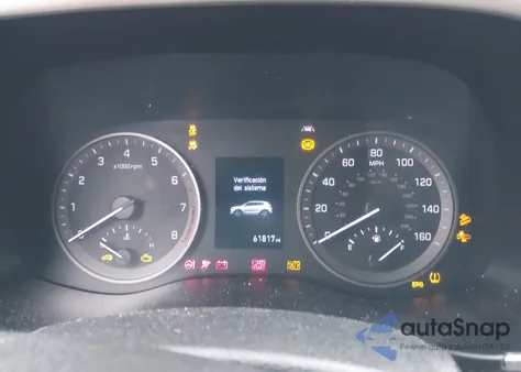 2019 Hyundai Tucson Value z USA, uszkodzony, nr VIN KM8J3CA40KU071883